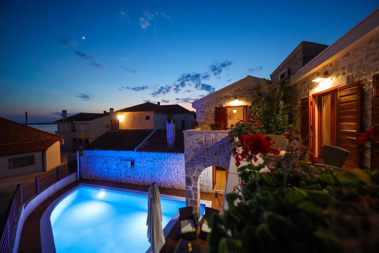 Holiday Home Mare Петрчане Екстер'єр фото