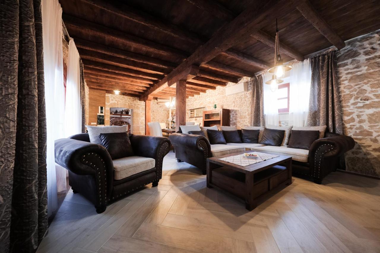 Holiday Home Mare Петрчане Екстер'єр фото