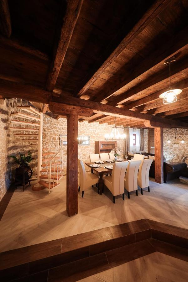 Holiday Home Mare Петрчане Екстер'єр фото