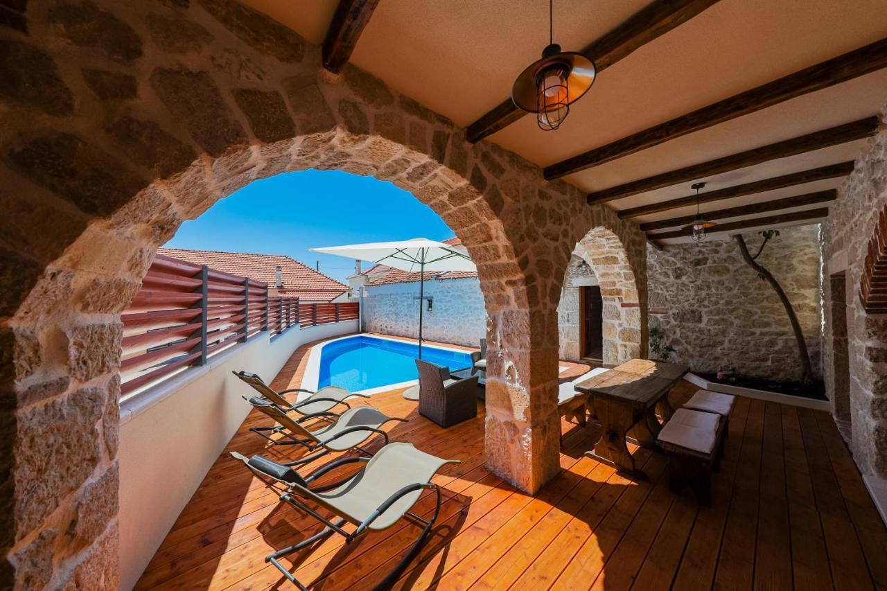 Holiday Home Mare Петрчане Екстер'єр фото