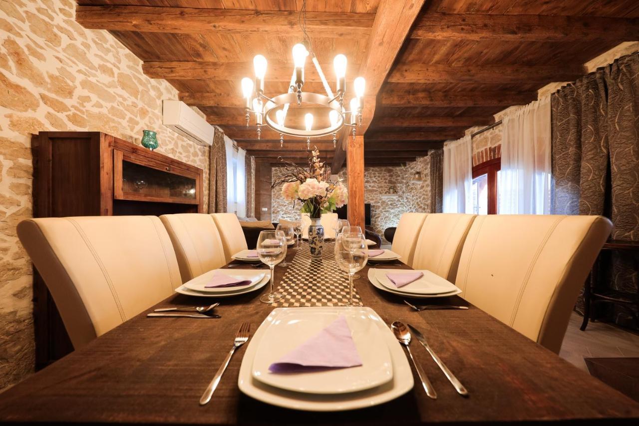 Holiday Home Mare Петрчане Екстер'єр фото