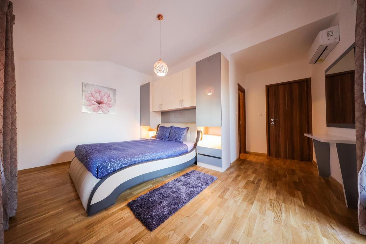 Holiday Home Mare Петрчане Екстер'єр фото