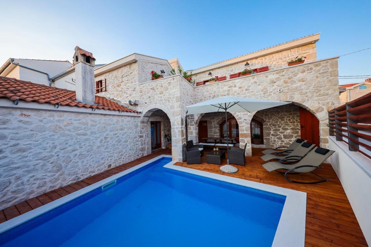 Holiday Home Mare Петрчане Екстер'єр фото