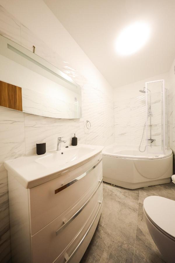 Holiday Home Mare Петрчане Екстер'єр фото