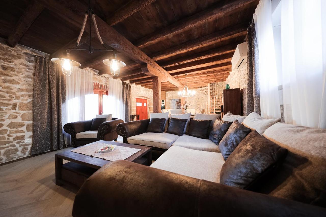 Holiday Home Mare Петрчане Екстер'єр фото
