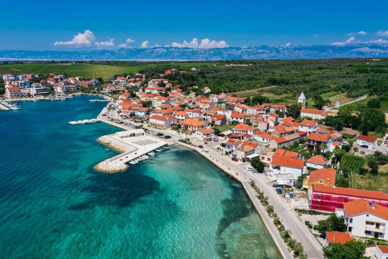 Holiday Home Mare Петрчане Екстер'єр фото